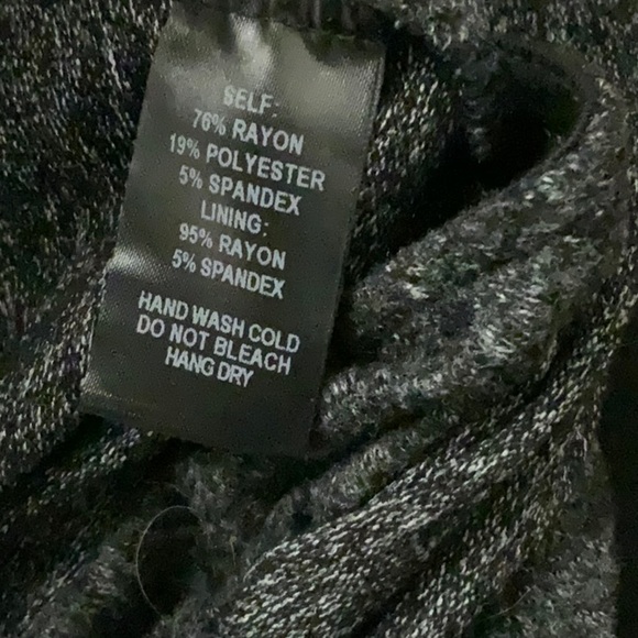 Lulus marled grey cropped top with surplice neckline and gathered side. Size S - Picture 6 of 6